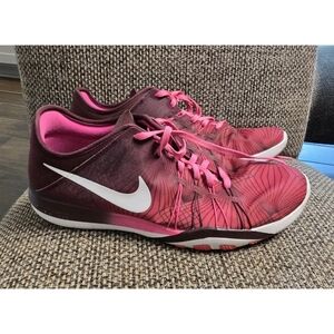 Nike Womens Free TR 6 Sneakers Shoes 9.5 Pink Red Burgandy